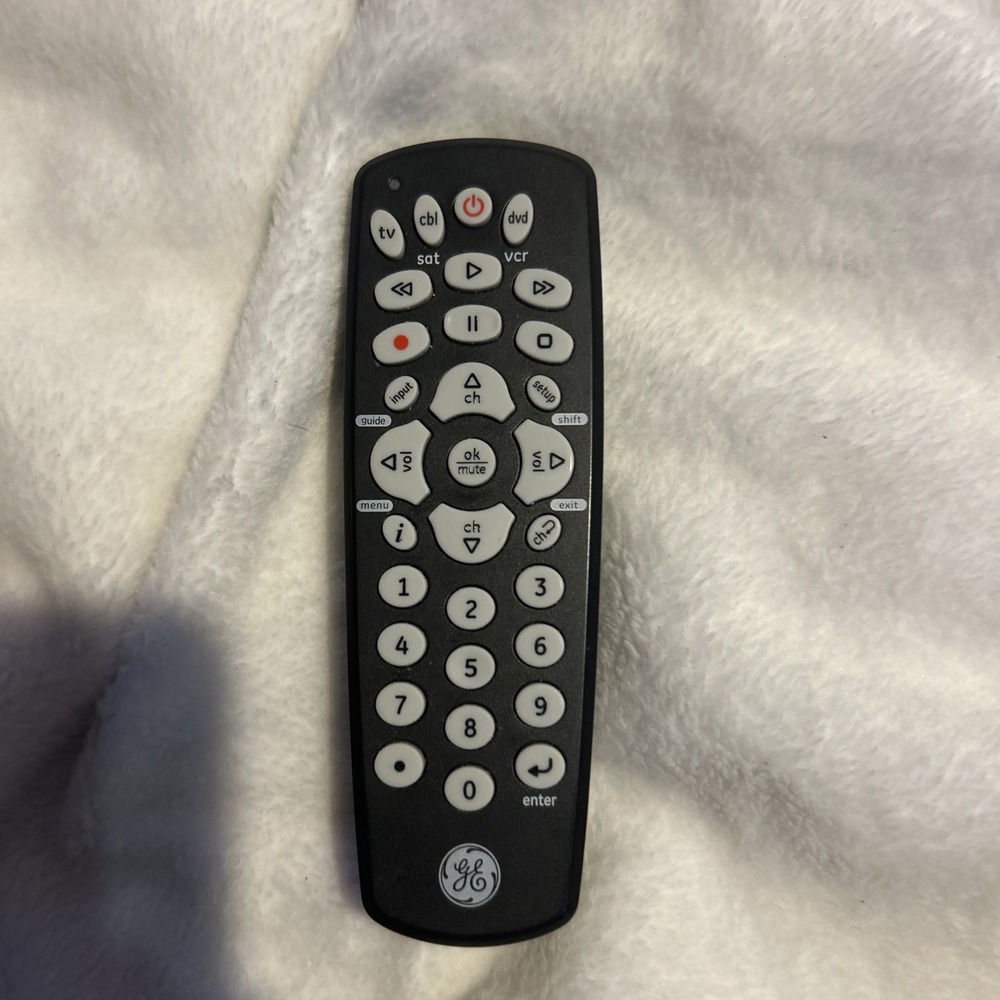 GE Remote - 34456 CL5 7252 Works Clean